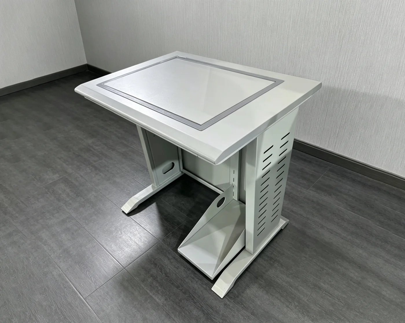 单双三人翻转电脑桌学校机房多媒体教室培训桌显示器隐藏学生课桌